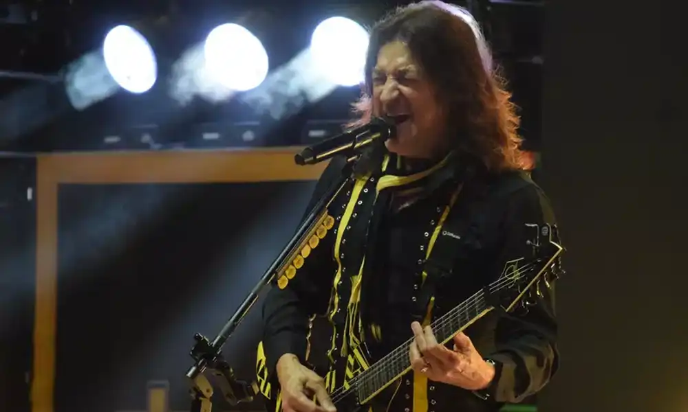 Michael Sweet, to stay ahead of criticism, explains video for new Stryper single “Betrayed By Love”