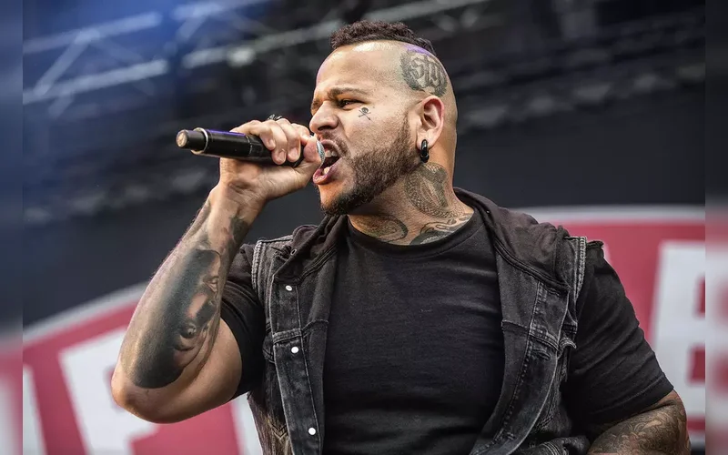 Former Bad Wolves frontman Tommy Vext cancels all upcoming shows for mental health reasons 