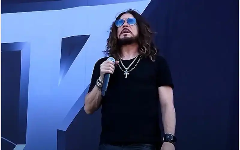 Tony Harnell’s Thanksgiving of Gratitude and Resilience