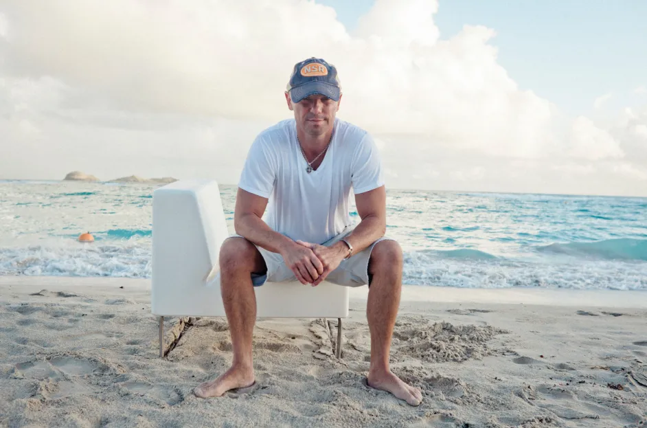 Kenny Chesney’s Debut Book HEART LIFE MUSIC Set for November 2025 Release