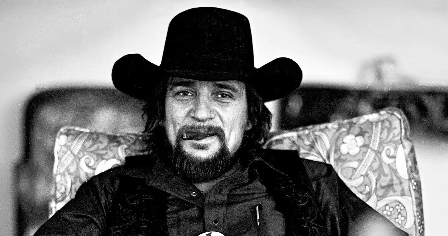 96.9 Dirt Road Radio On This Date: The Iconic Debut of Waylon Jennings’ Dreaming My Dreams